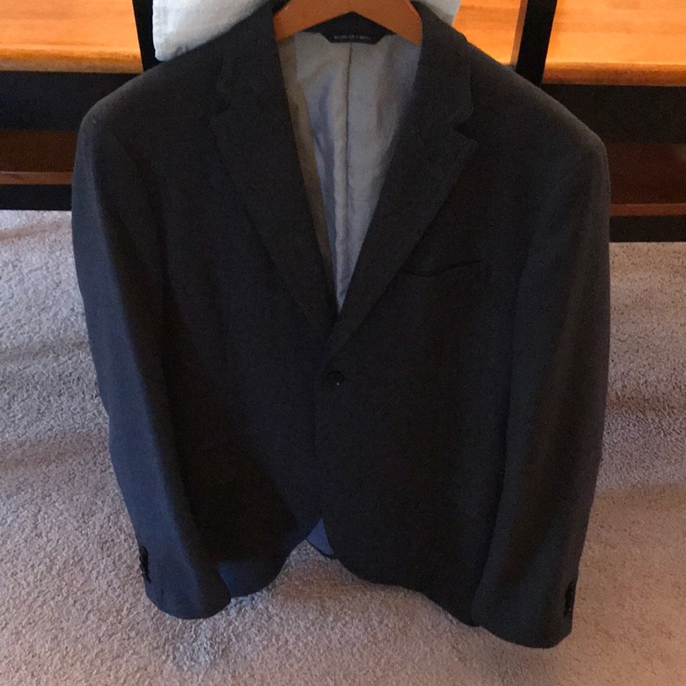 Excellent wool sport coat—grey